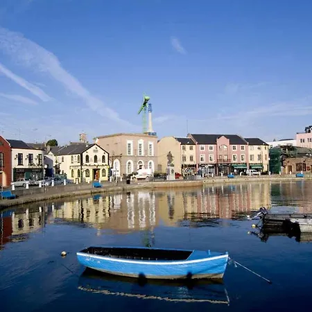 Faythe Town *